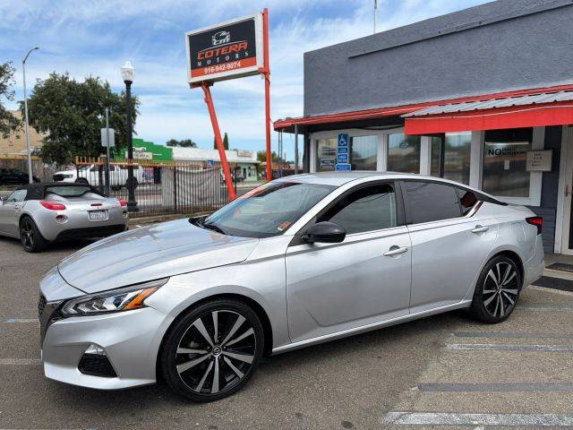 2019 Nissan Altima 2.5 SR FWD photo