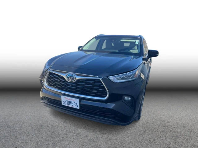 2021 Toyota Highlander Hybrid Limited AWD photo