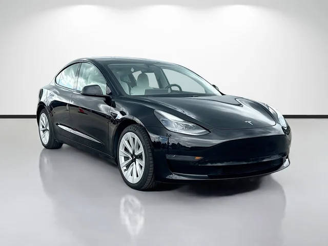 2021 Tesla Model 3 Standard Range Plus RWD photo