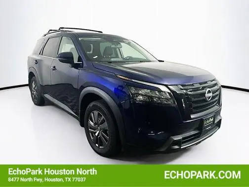 2023 Nissan Pathfinder SV 4WD photo