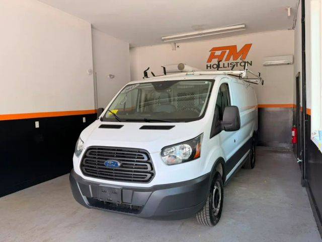 2017 Ford Transit Van RWD photo