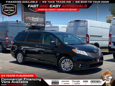 2017 Toyota Sienna XLE FWD photo