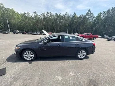 2023 Chevrolet Malibu LT FWD photo