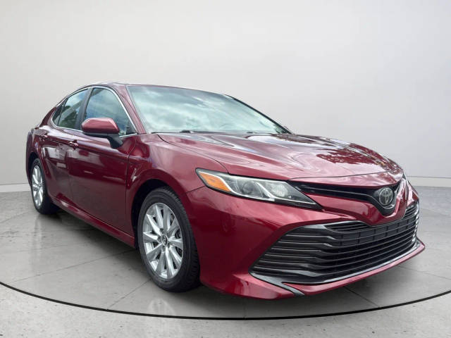 2018 Toyota Camry LE FWD photo