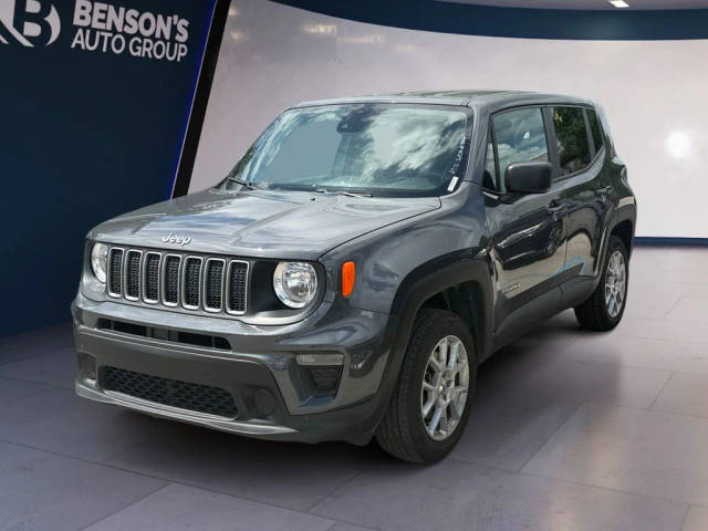 2023 Jeep Renegade Latitude 4WD photo