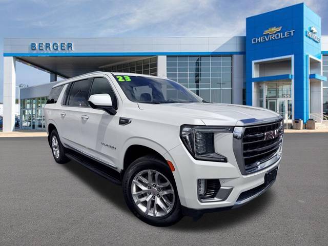2023 GMC Yukon XL SLT 4WD photo