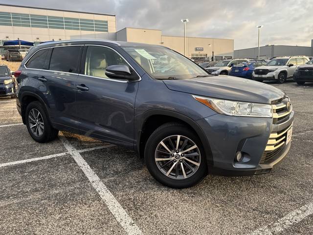 2018 Toyota Highlander XLE FWD photo