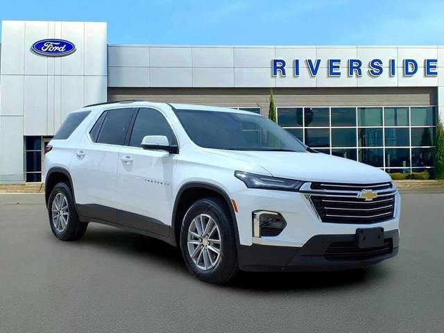 2023 Chevrolet Traverse LT Leather FWD photo
