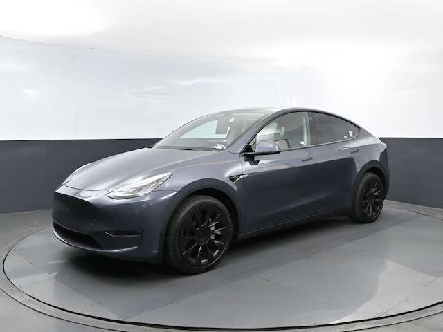 2023 Tesla Model Y Long Range AWD photo