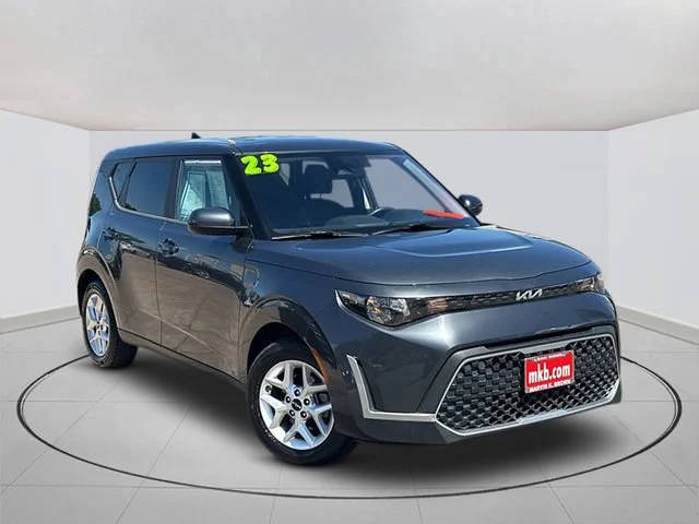 2023 Kia Soul LX FWD photo