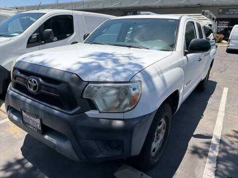 2015 Toyota Tacoma RWD photo