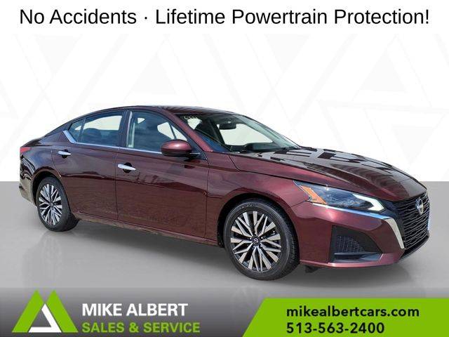2023 Nissan Altima 2.5 SV FWD photo