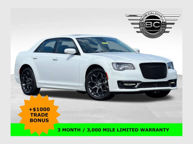 2023 Chrysler 300 Touring L AWD photo