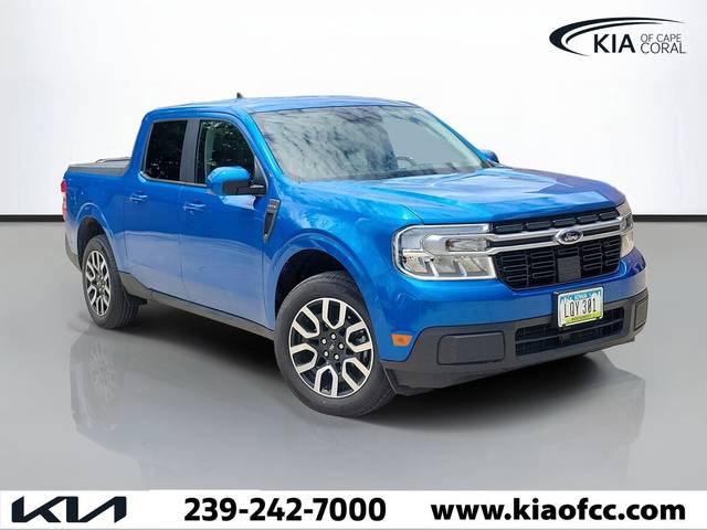 2022 Ford Maverick LARIAT AWD photo