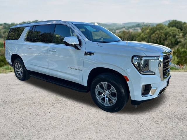 2023 GMC Yukon XL SLE RWD photo