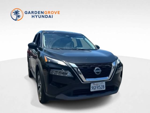 2023 Nissan Rogue SV FWD photo