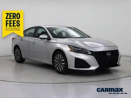 2023 Nissan Altima 2.5 SV FWD photo