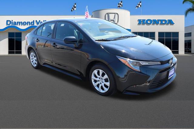 2023 Toyota Corolla LE FWD photo