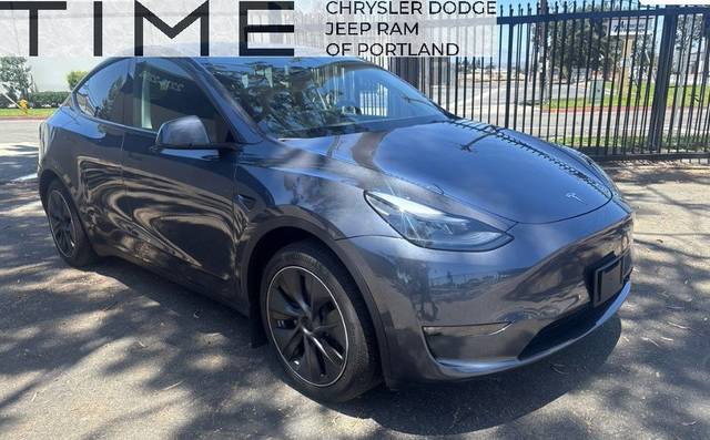 2023 Tesla Model Y Long Range AWD photo