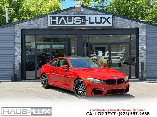 2019 BMW M4 RWD photo
