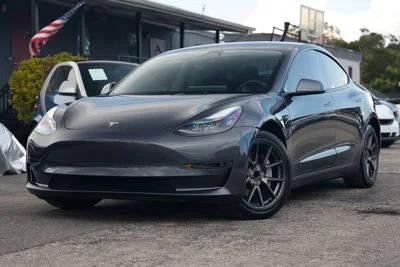 2023 Tesla Model 3 RWD photo