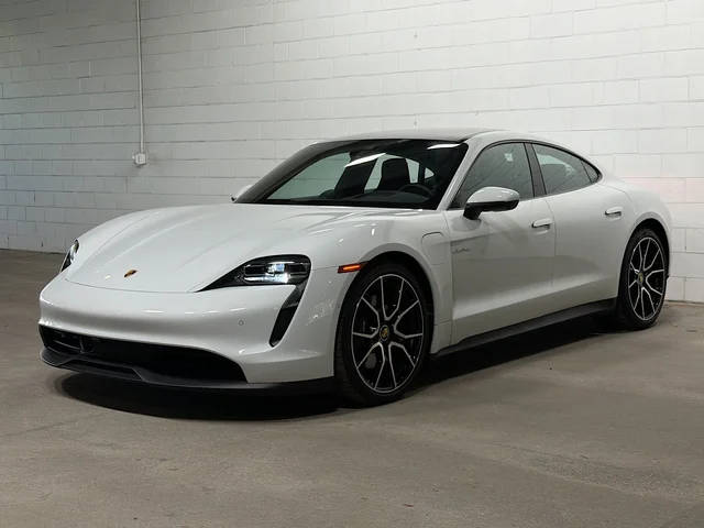 2023 Porsche Taycan  RWD photo
