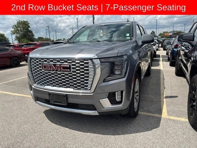 2022 GMC Yukon XL Denali 4WD photo