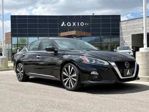 2020 Nissan Altima 2.5 Platinum AWD photo