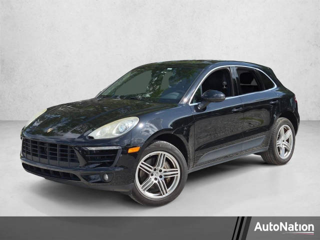2015 Porsche Macan S AWD photo