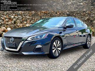 2022 Nissan Altima 2.5 SV FWD photo