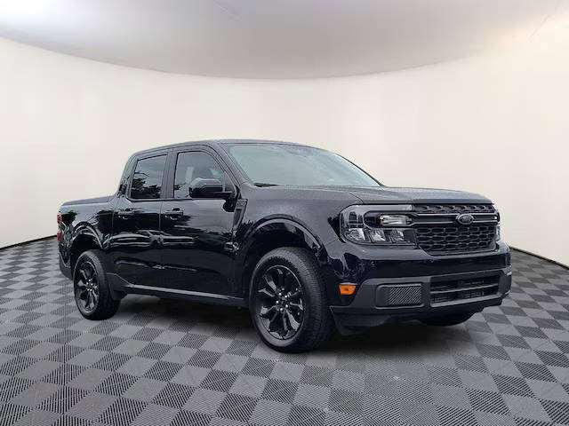 2023 Ford Maverick XLT AWD photo
