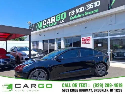2022 Tesla Model 3 Long Range AWD photo