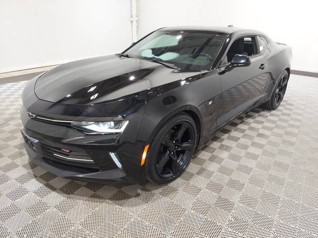 2018 Chevrolet Camaro 1LT RWD photo