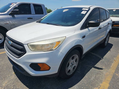 2017 Ford Escape S FWD photo