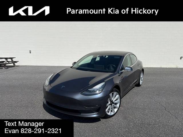 2020 Tesla Model 3 Standard Range RWD photo