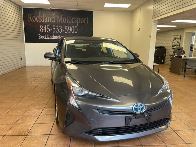 2016 Toyota Prius Two FWD photo