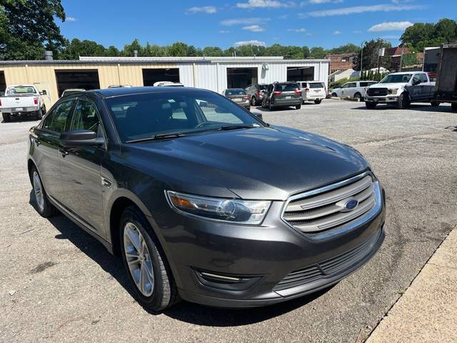 2019 Ford Taurus SEL FWD photo