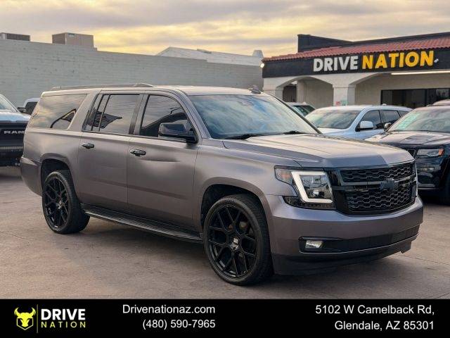 2017 Chevrolet Suburban Premier 4WD photo