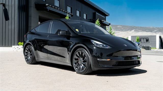 2022 Tesla Model Y Performance AWD photo