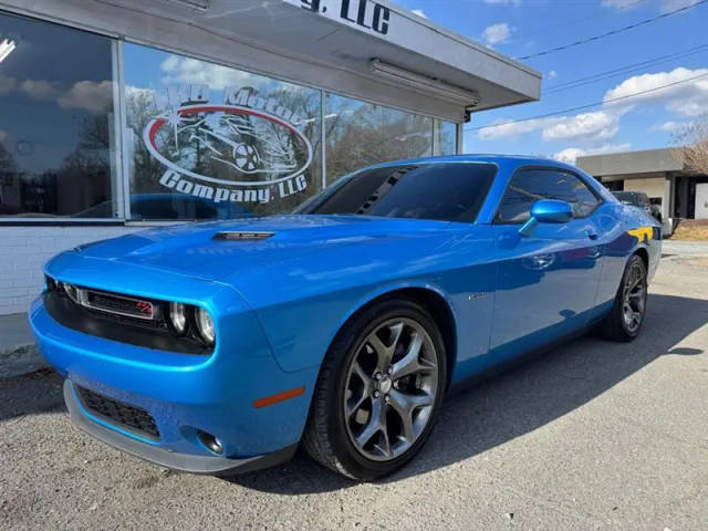 2015 Dodge Challenger R/T RWD photo