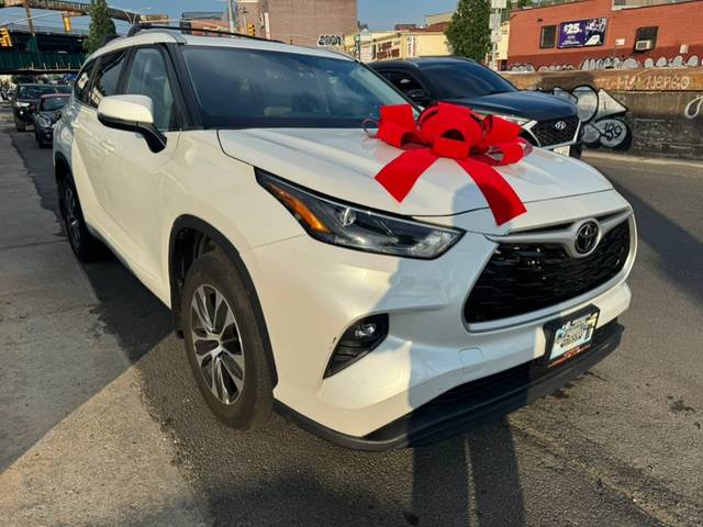 2023 Toyota Highlander XLE AWD photo