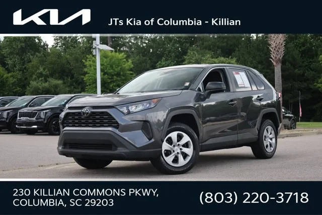 2022 Toyota RAV4 LE FWD photo
