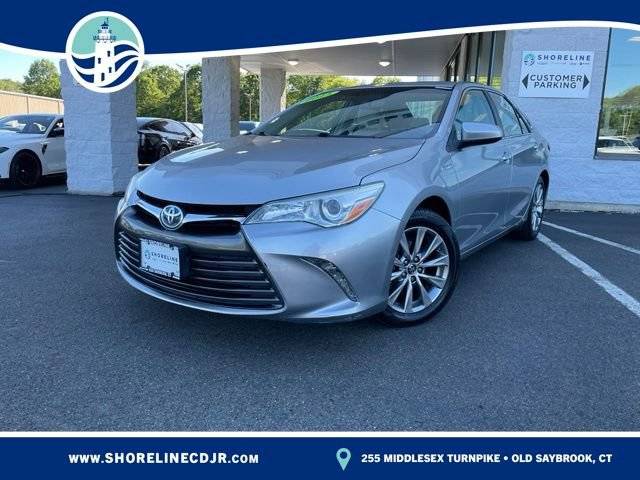 2015 Toyota Camry XLE FWD photo