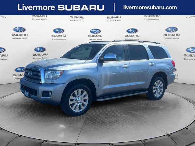 2016 Toyota Sequoia Platinum 4WD photo