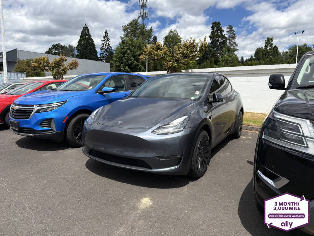 2022 Tesla Model Y Long Range AWD photo