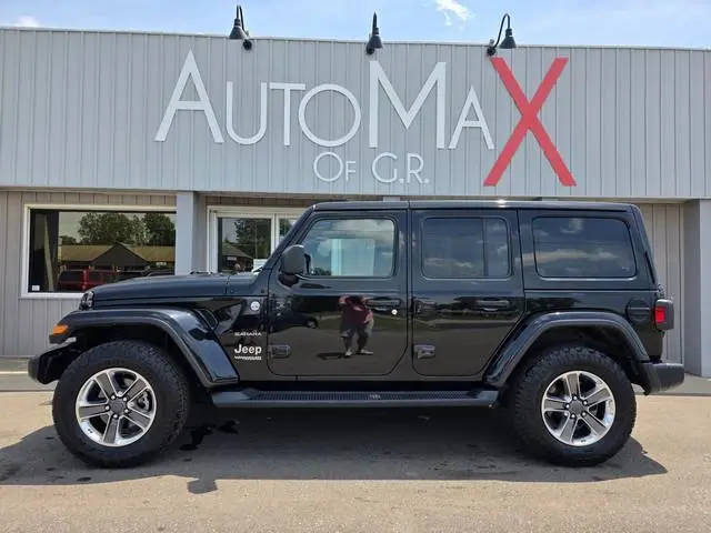 2020 Jeep Wrangler Unlimited Sahara 4WD photo