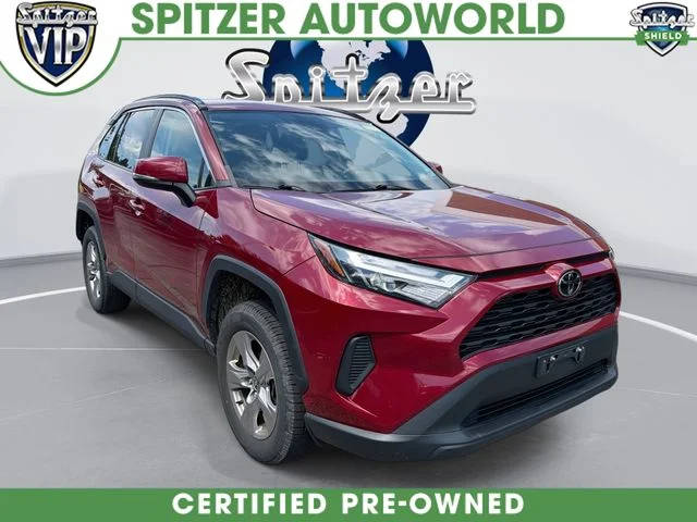2023 Toyota RAV4 XLE FWD photo