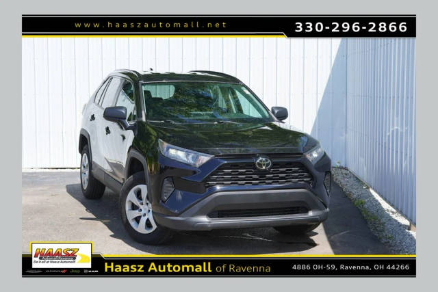 2021 Toyota RAV4 LE AWD photo