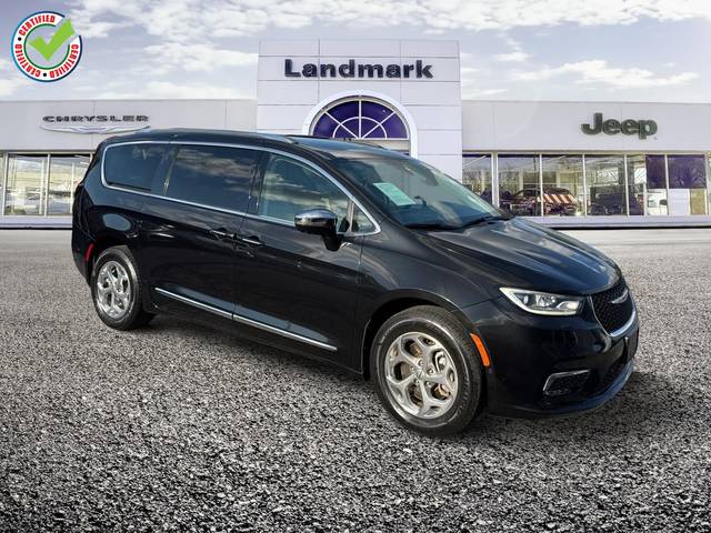 2021 Chrysler Pacifica Minivan Limited AWD photo