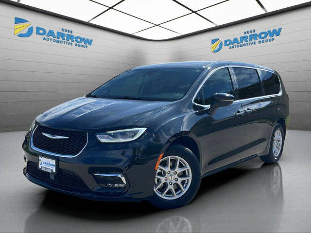 2023 Chrysler Pacifica Minivan Touring L FWD photo